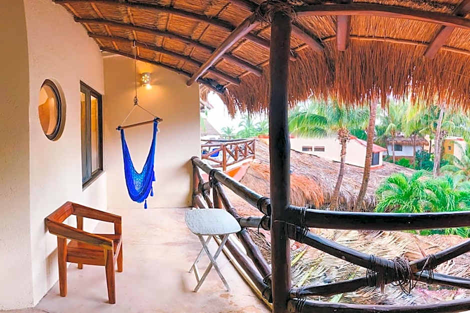 Holbox Dream Beachfront Hotel