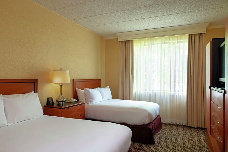 DoubleTree Suites By Hilton Hotel Mt. Laurel
