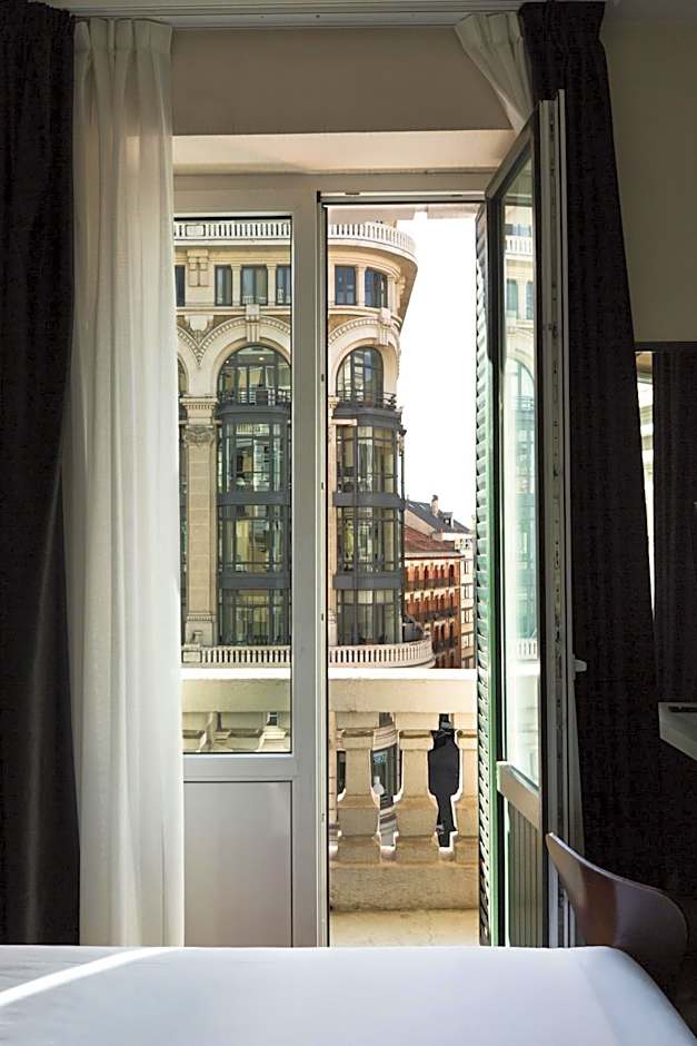 Petit Palace Triball