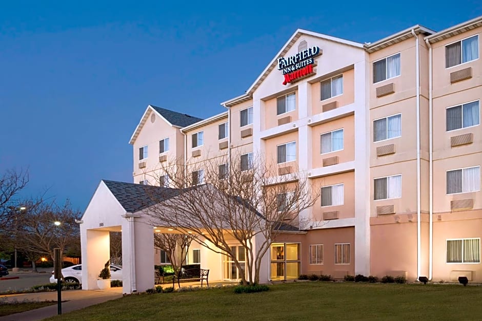 Fairfield Inn & Suites by Marriott Fort Worth University Drive