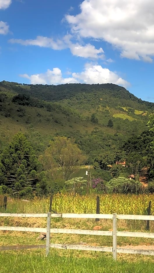 Pousada Pedra da Mata chales na montanha