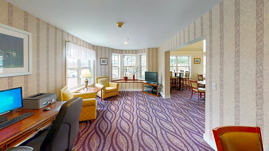 Smart Suites, Ascend Hotel Collection