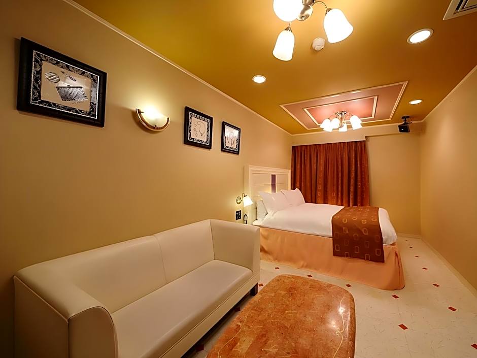 Hotel Fine Garden Suzuka - Free Parking
