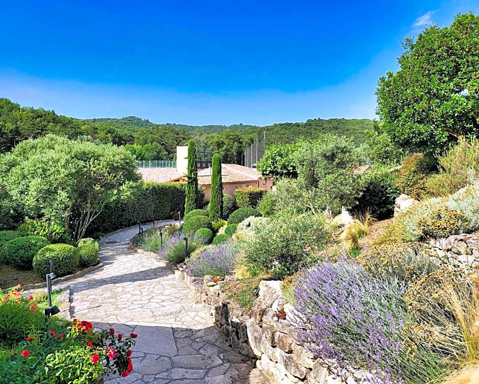 Domaine Ribiera, Hotel 5 Etoiles, SPA & Golf - Forcalquier