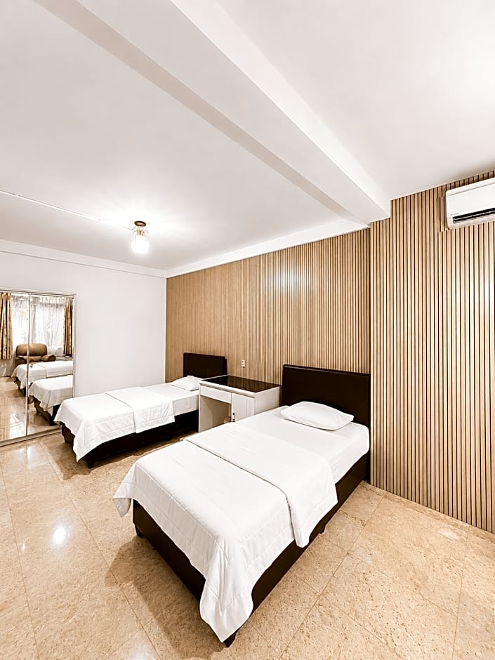 Enny's Guest House