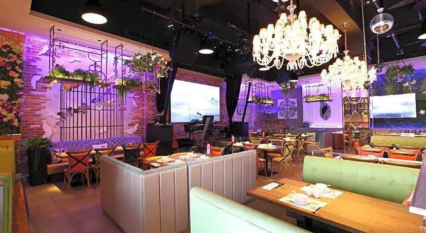 Zhuhai Charming Holiday Hotel – 24hours stay