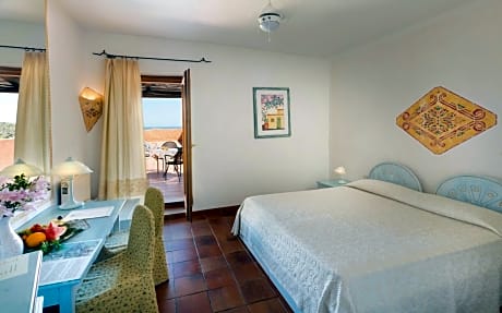 Superior Double or Twin Room with Sea View