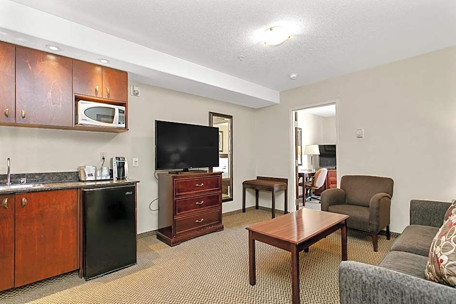 Holiday Inn & Suites Lloydminster By IHG