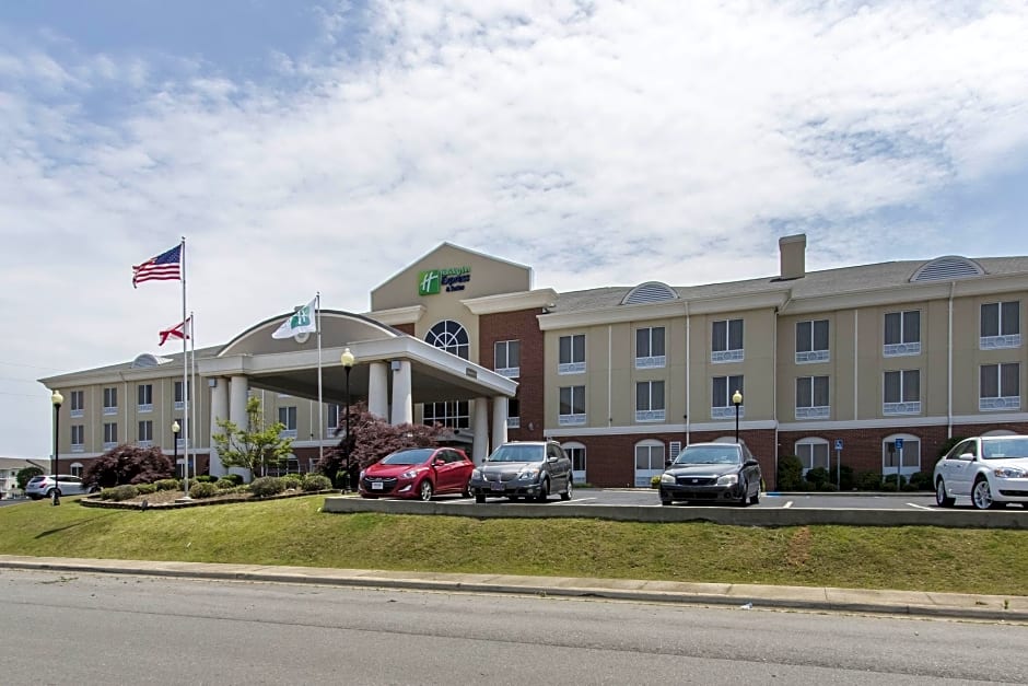 Holiday Inn Express & Suites Cullman