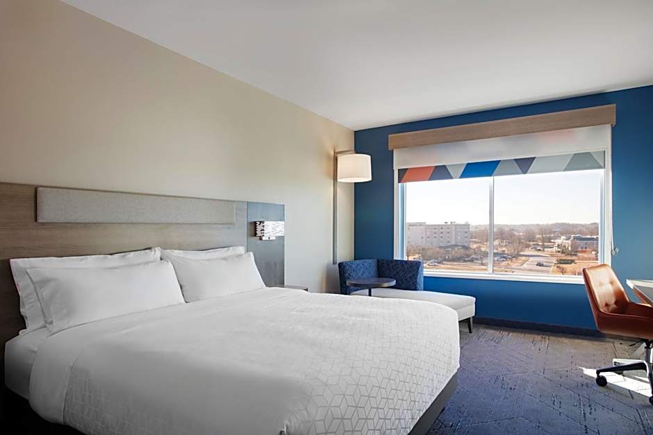 Holiday Inn Express & Suites Zion By IHG