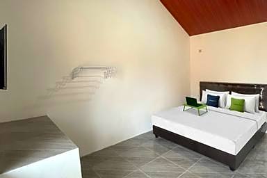 Urbanview Hotel Nerine's Glamping Village Cipanas by RedDoorz