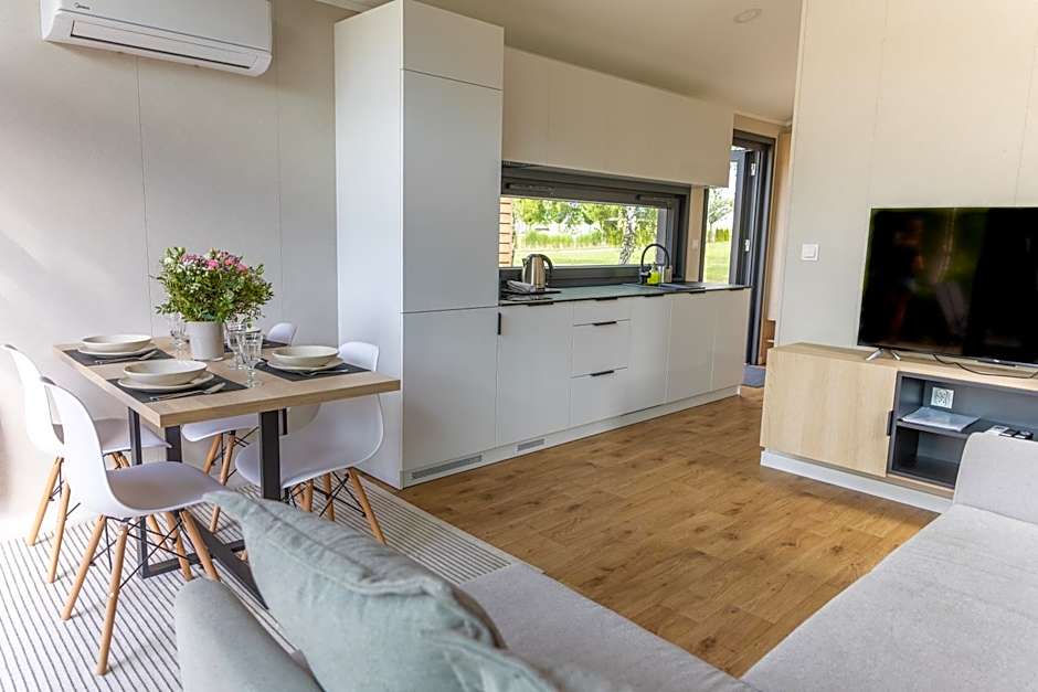 Beztroska Zatoka - ośrodek wypoczynkowy Jacuzzi & Sauna