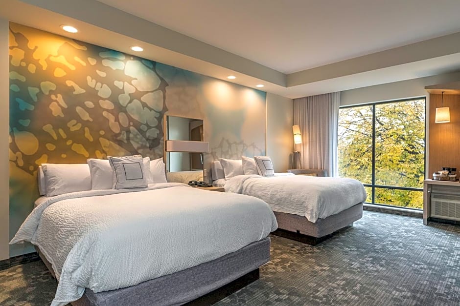 Courtyard by Marriott West Springfield
