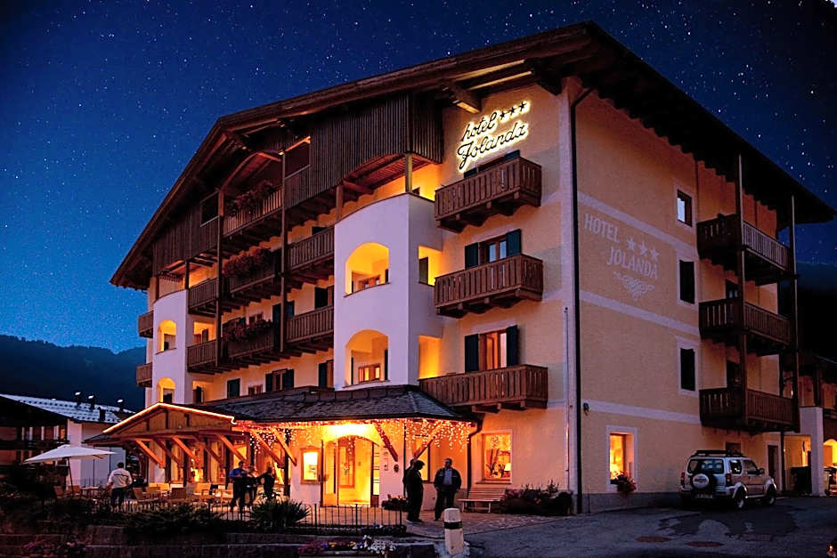 Hotel Jolanda
