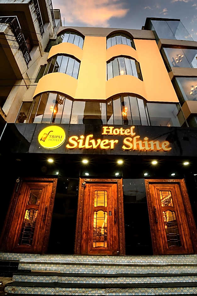 Hotel Silver Shine – Varanasi, VA
