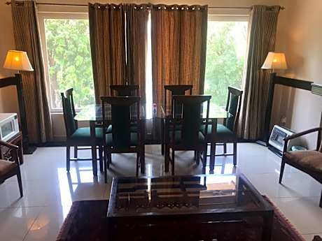 Jasmine Inn
