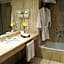 Loi Suites Recoleta Hotel