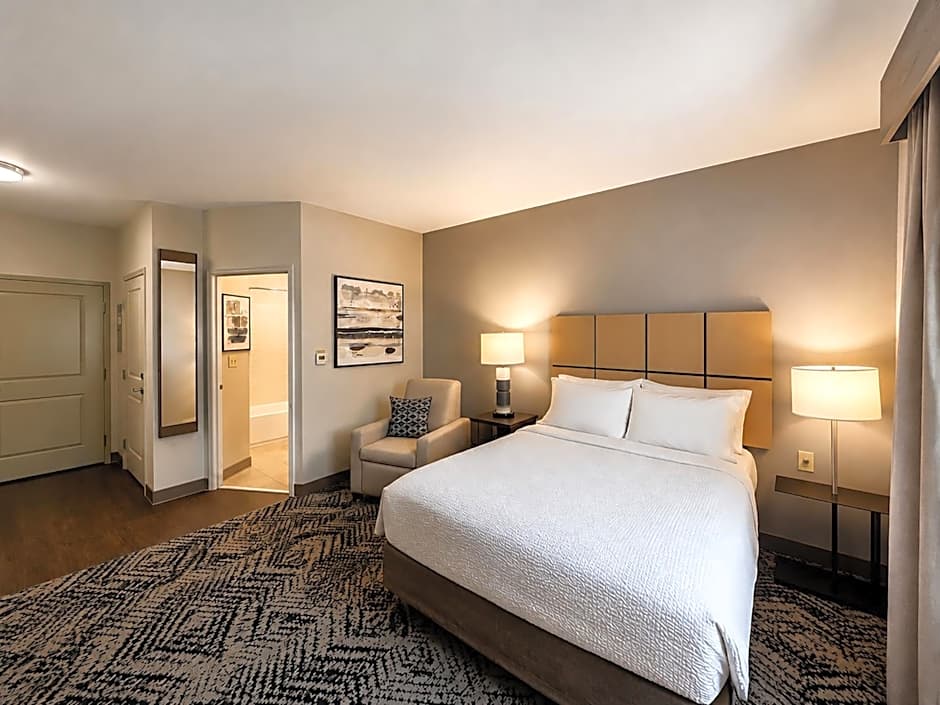 Candlewood Suites Auburn By IHG
