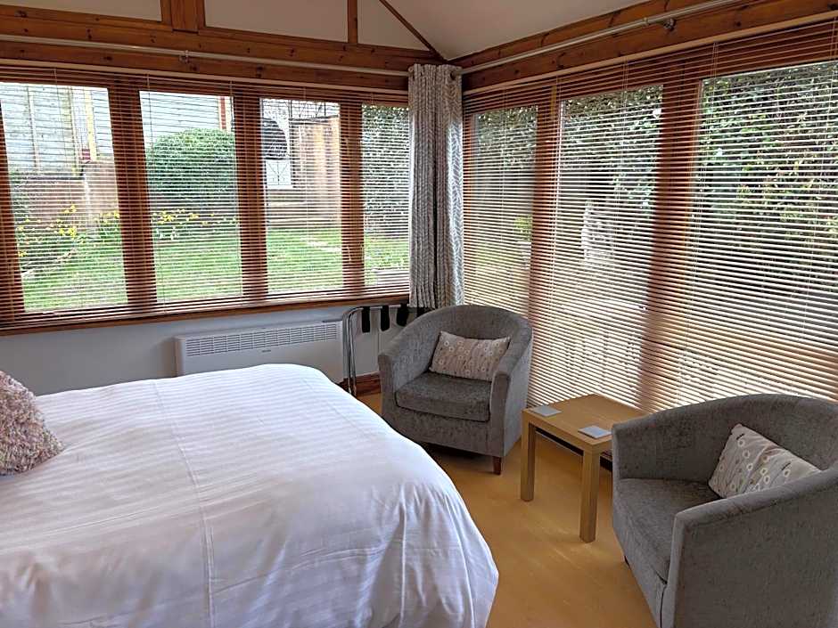 Whortleberry Studio B & B