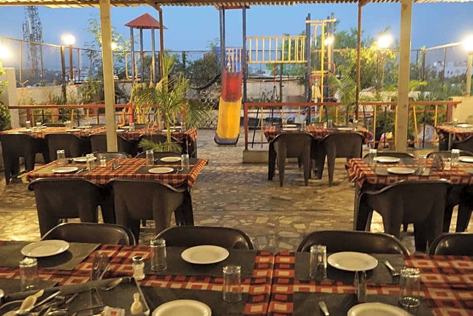 Hotel Kohinoor Plaza