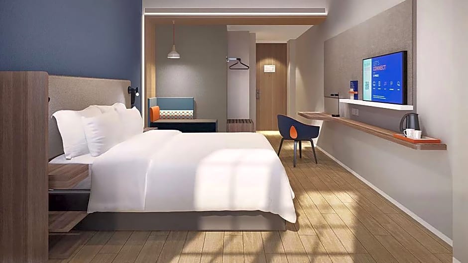 HOLIDAY INN EXPRESS Shanghai Tourism Zone