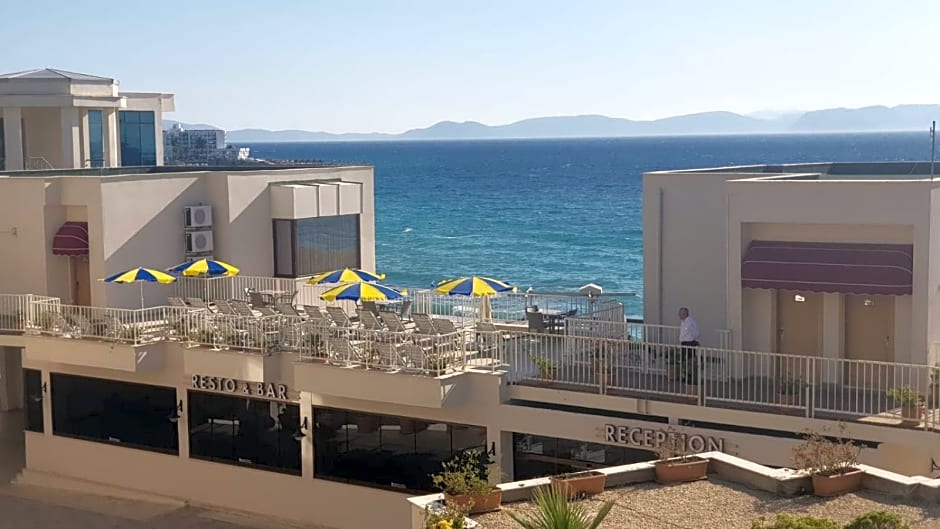 Ladies Beach Suite Hotel