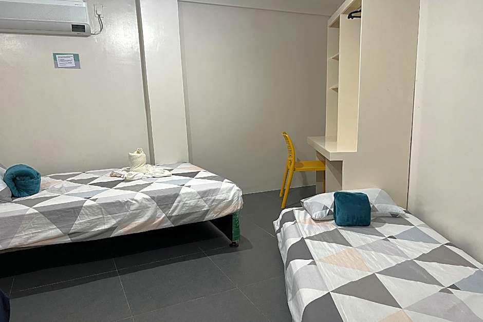 Happy Grey Hotel Vigan