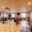 Ark Suites By OYO Jonesboro I-555