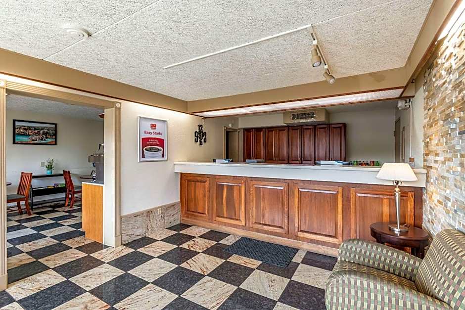 Econo Lodge Zanesville Downtown