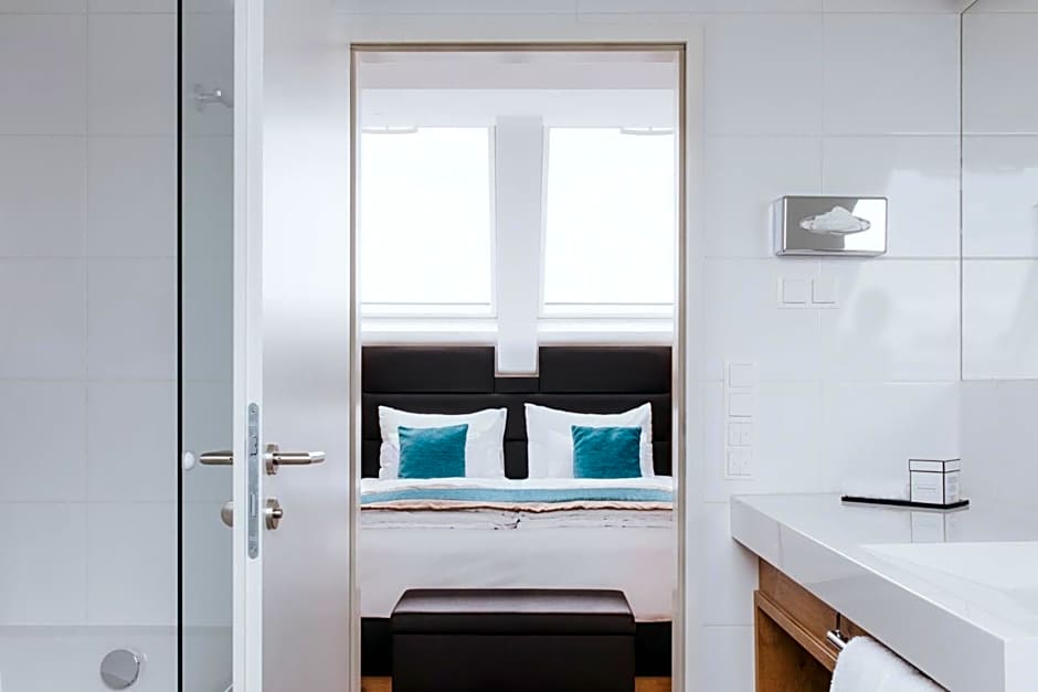 Parks 73 The Townhouse Hotel