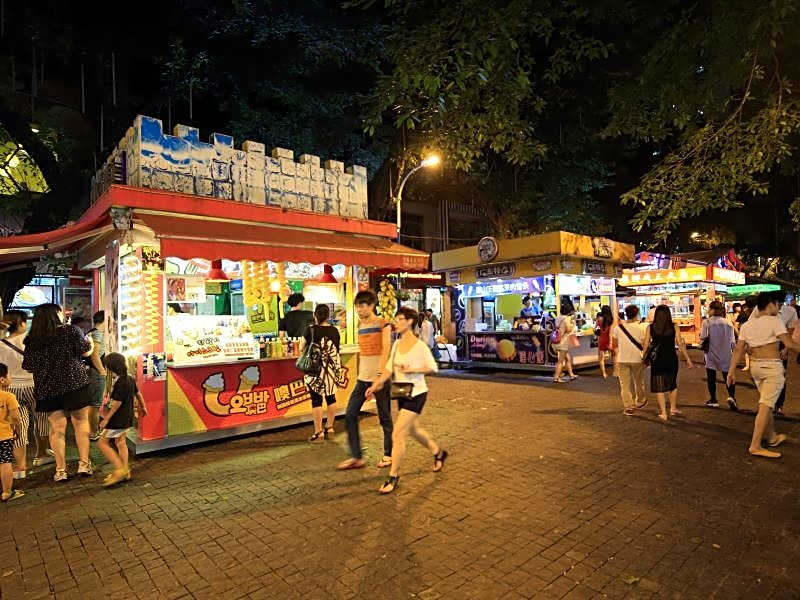 South & North International Apartment (Kam Rueng Plaza)-Free shuttle bus/Snack during Canton Fair