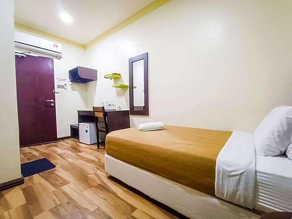 Photo 1 of 8 of Deluxe 2 Beds