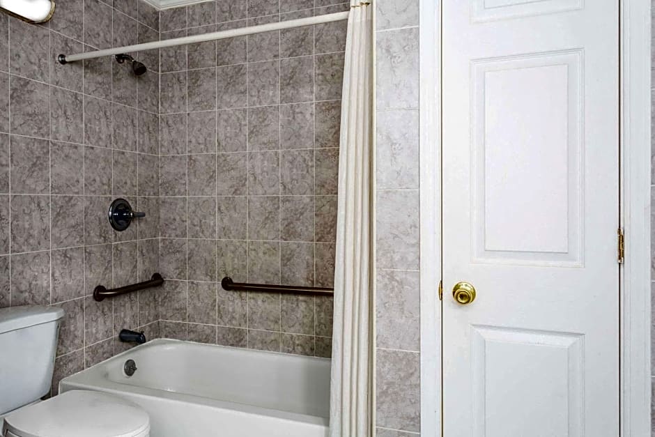 Days Inn by Wyndham Slidell