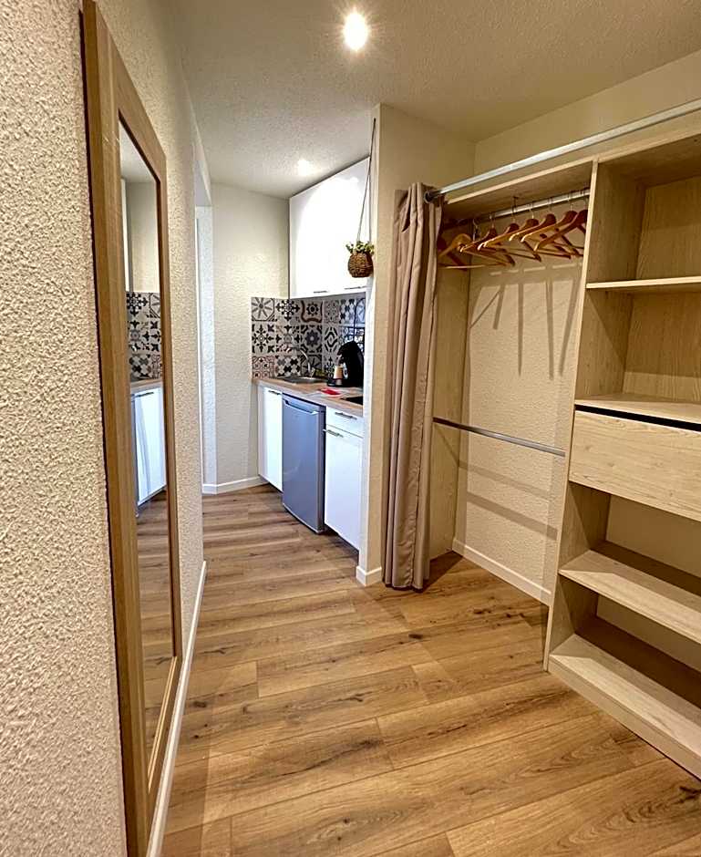 Couett'Hôtel Brest Port de plaisance, Les pieds dans l'eau