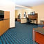 Fairfield Inn & Suites by Marriott Boston Milford