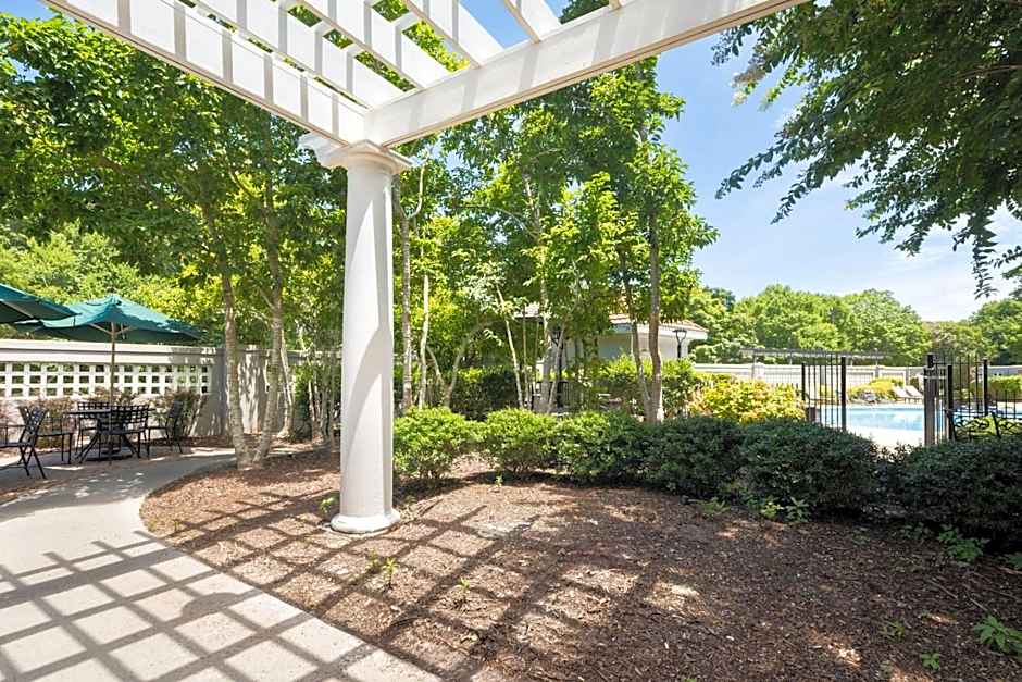 La Quinta Inn & Suites by Wyndham Raleigh Cary