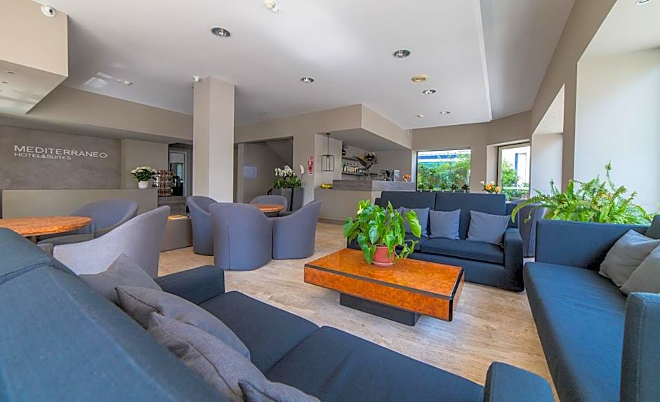 Mediterraneo Hotel & Suites