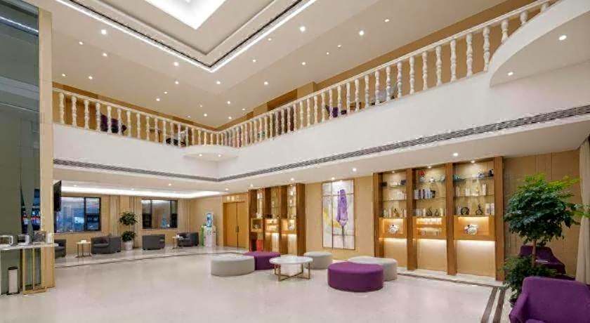 Lavande Hotels· Jingzhou Jianli