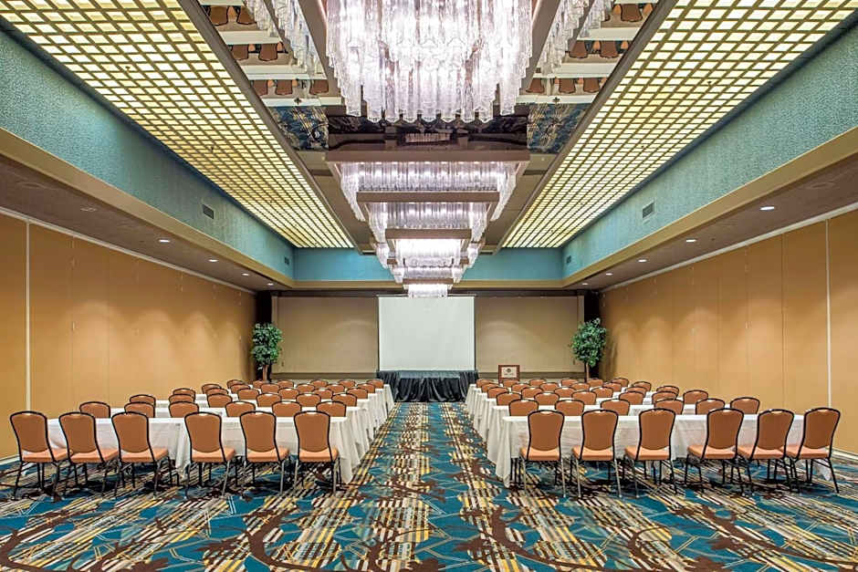 Red Lion Hotel Pasco Airport & Conference Center