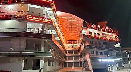 Collection O KANHA INN