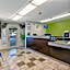 Studio 6-Arlington, TX - South - Dallas