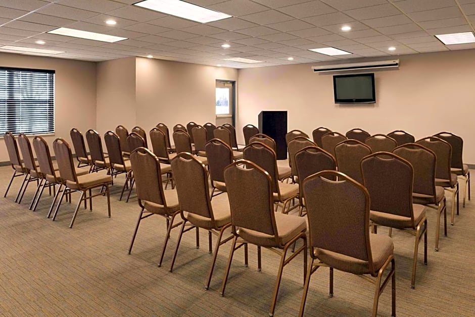 Country Inn & Suites by Radisson, Shoreview-Mounds View, MN