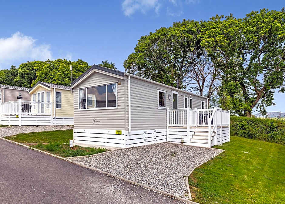 Meadow Lakes Holiday Park