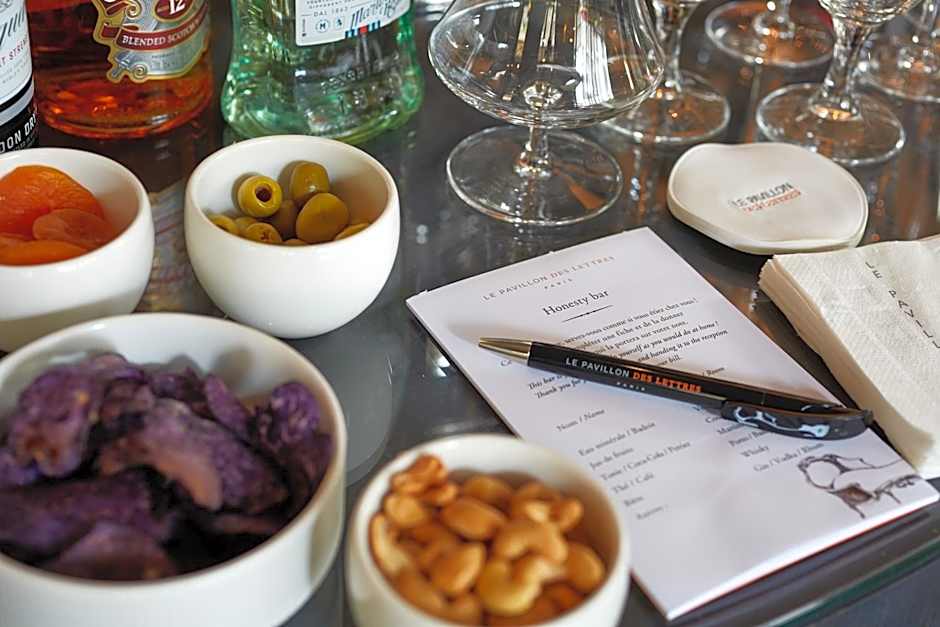 Le Pavillon Des Lettres