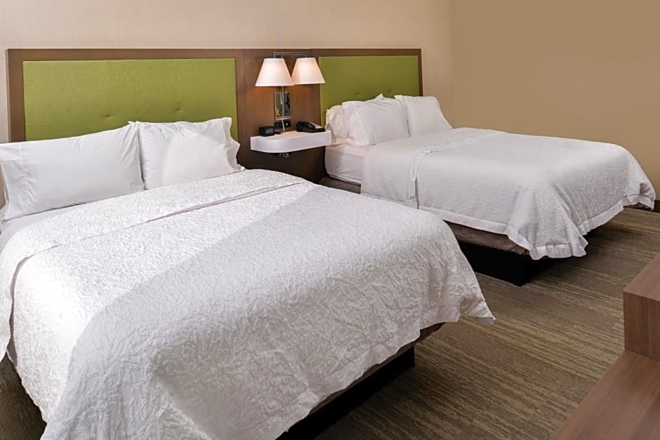 Hampton Inn By Hilton Omaha Airport, Ia