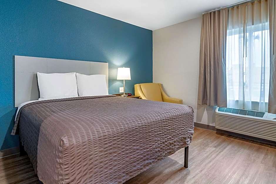 WoodSpring Suites Brunswick