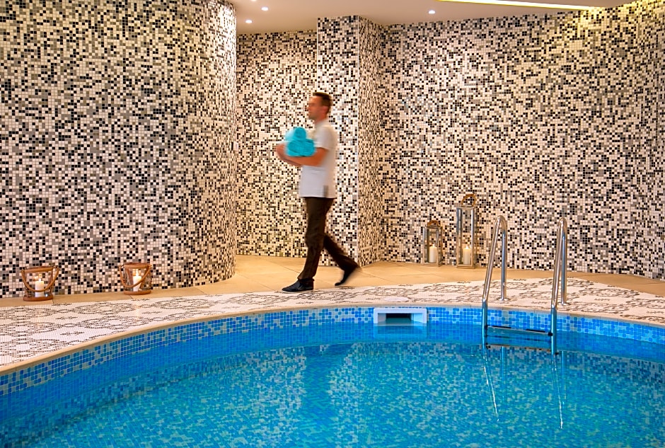 Vangelis Hotel & Suites