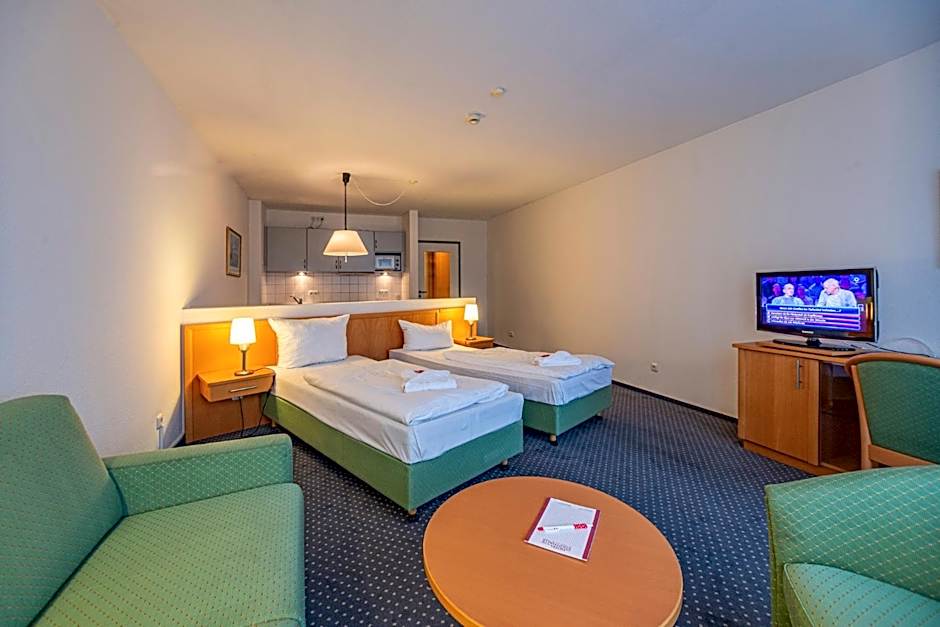 Hotel Rostock West im "Kritzmow Park"