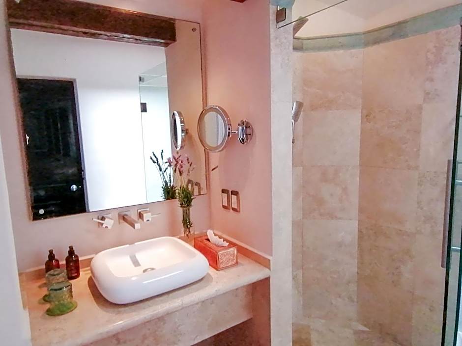 Casona Alonso 10- Hotel Boutique