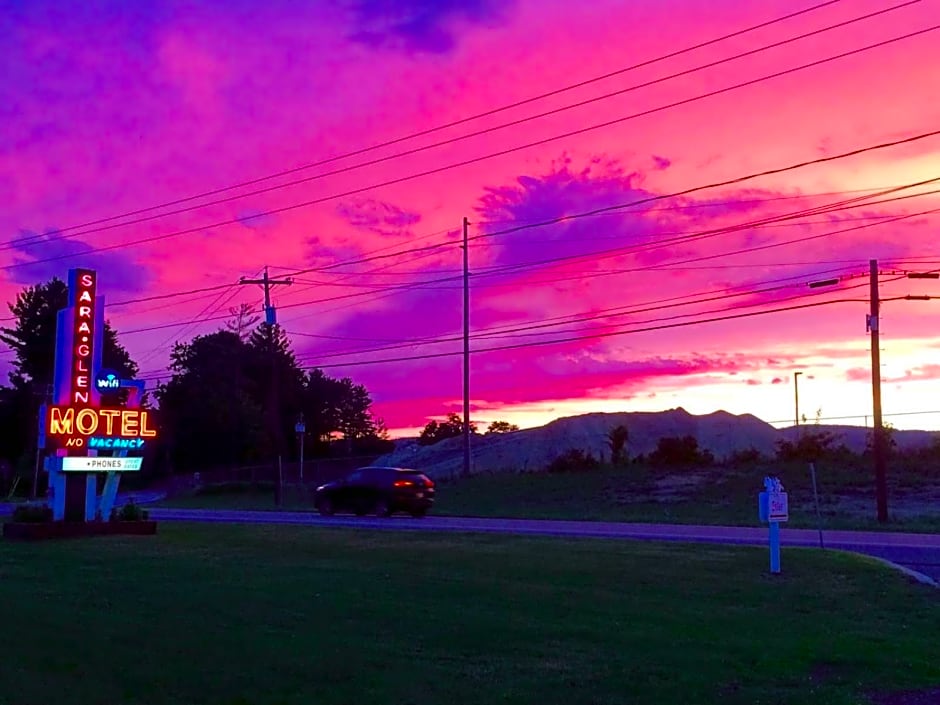 Sara Glen Motel - Saratoga Springs-Glens Falls
